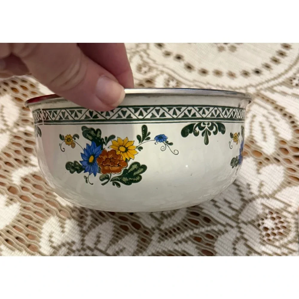 Vintage Enamelware Floral Mixing Bowl Folk Art Cottagecore Cream 5.5 Inch
